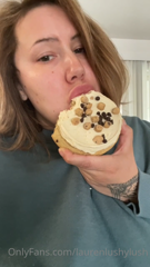 334308322_sugar-definitely-makes-me-feel-better_0.mp4