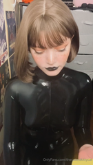 1053216278_come-shine-my-latex-catsuit-with-me_0.mp4
