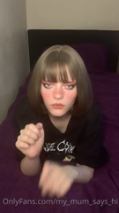 226305619_ahegao-and-squishy-face_1.m4v