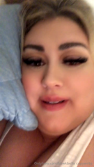 1009610527_havent-really-left-the-bed-today-except-to-eat-wish-you_10.mp4