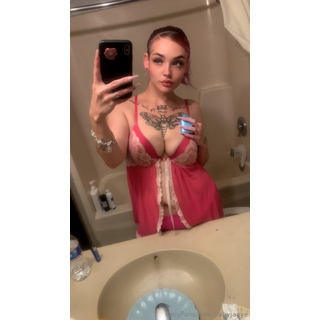 babyjayye_Pretty_in_pink_😚🫶🏽_4313862270.jpeg