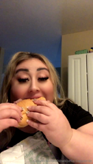 1006643460_midnight-snack-subway-stuffing-moo-full-belly-in-last_0.mp4