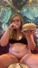 416299688_cake-stuffing-part-1-sorry-i-kind-of-low-key-went-off-at-th_0.m4v