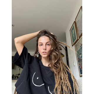 esta camiseta es la pera 🌚_1_731a.jpg