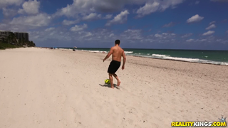 8th Street Latinas - 2017-06-02 - Vienna Black and Yellow Bikini.mp4