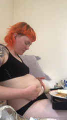 1080478623_best-thing-about-a-growing-tummy-is-jiggling-and-playing-wit_0.mp4