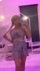 41229786_in-milan-cant-wait-to-take-pics-in-this-mirror_0.m4v