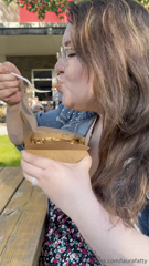1153040790_let-s-start-with-some-poutine_1.mp4