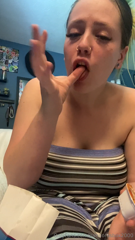 1093044826_mozzarella-sticks-and-some-giant-burps-for-your-thursday_0.mp4
