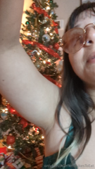 857942828_merry-early-christmas-and-happy-holidays-everyone_0.m4v