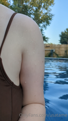 Brown Bikini Slowmo 03.mp4