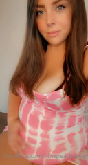 210072115_does-this-dress-make-me-look-fat_0.m4v