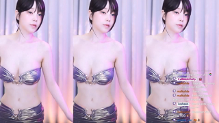 [Dance Cut] yepyeppp - 2025-08-24 10h11m49s.mp4