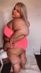 20122053_bbw-bikini-try-on-session_0.m4v