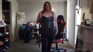 534368579_mistress-klaire-has-been-having-a-rough-week-trying-to-beat_0.m4v