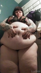 84479736_u-can-really-see-how-much-bigger-i-am-here-spoil-me-feed_0.m4v