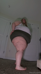 1902795063_tip-this-post-or-in-the-dm-for-this-11-05-min-clip-ssbbw_0.mp4