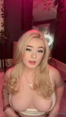 726904446_what-would-you-do-if-you-seen-me-like-this-in-my-room-b_0.mp4