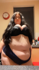 920911386_when-your-mum-unexpectedly-comes-home-when-youre-filming-a_0.m4v