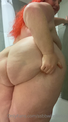 140059376_scrub-a-dub-dub-fatty-in-a-tub-or-shower-lol_0.m4v