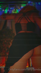 swipe happy saturday tip me for a good snack to fill that a please 2.mp4