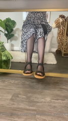 202109325_little-pantyhose-under-the-table-tease-i-always-love-doing_0.m4v