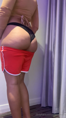 881201597_damn-my-gain-is-really-starting-to-get-out-of-control-im-s_18.m4v