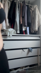1411164091_trying-on-some-lingerie_0.mp4