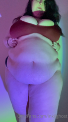 304643003_i-love-the-feeling-of-fresh-new-fat-jiggling-on-my-tits-con_0.m4v