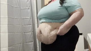 988500345_would-you-enjoy-playing-with-my-belly-just-as-much-as-i-do_3.mp4