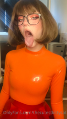 388256817_no-moaning-just-my-tongue-some-ahegao-and-mouth-latex-so_0.m4v