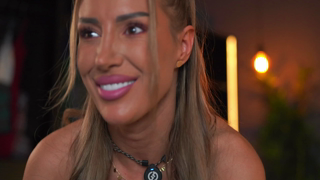 evelyn_evyy_Chaturbate_20260523_204905.mp4