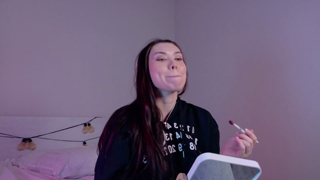 brenda_m00n_Chaturbate_20260429_205340.mp4