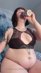 328092070_4-weight-gain-shakes-in-a-single-day-and-my-feeder-wasnt_0.m4v
