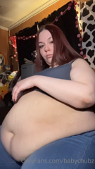 562579356_ate-so-much-at-the-chinese-buffet-today-jeans-arent-able_1.m4v