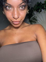 AlyssaHottv__2025-09-14_10-52-09_597.mp4