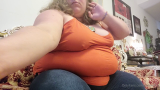 559702496_would-you-like-a-private-video-in-your-messages_0.m4v
