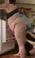 783346862_watch-me-gorge-myself-in-front-of-the-fridge-while-getting-f_0.m4v