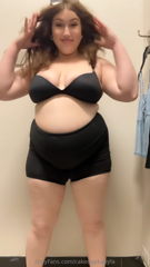 1793460677_some-vacation-footage-of-me-struggling-to-find-clothes-that_0.mp4