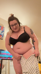79322255_this-dress-fit-in-august_3.mp4