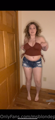 547508650_in-honor-of-being-200-pounds-i-tried-on-2-old-outfits-i-ma_0.m4v