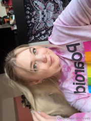 971534121_polaroid-ass-pics_0.mp4