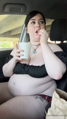 1025861317_a-car-stuffing-where-i-literally-eat-an-ungodly-amount-of-5g_0.mp4