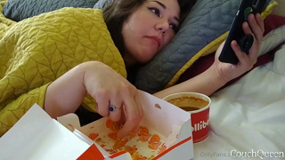 822459627_my-feeder-got-me-conditioned-to-all-day-stuffings-in-bed-and_0.m4v