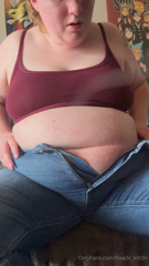 1779441441_this-isnt-the-first-time-the-button-on-my-pants-has-given-u_0.mp4