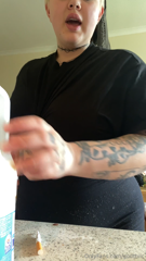 1497832039_i-found-this-video-where-i-chugged-3-wg-shakes-within-10-min_0.mp4