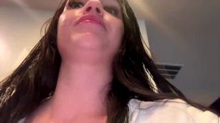 prettygirll23-2026-06-10_190110.mp4