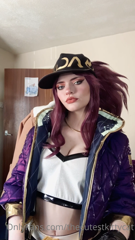 235488205_kda-akali-ahegaos_3.m4v