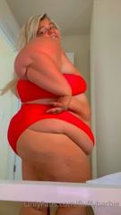 184600608_i-love-wearing-bikinis_0.m4v