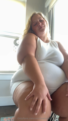 1257159111_i-hope-you-ve-been-eating-good-for-me-i-come-sit-down-so-we_0.mp4